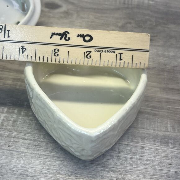 Vintage Heart Shaped Swans Lace Rose Ceramic Trinket Box Blue Vtg - Picture 10 of 11